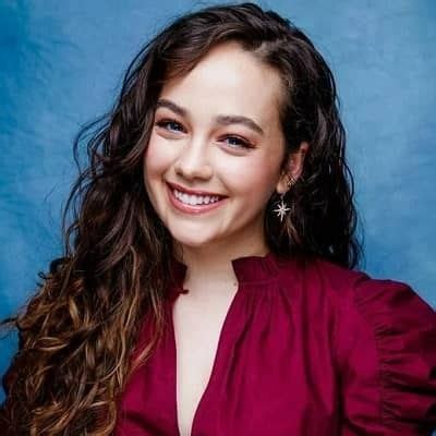 mary mouser siblings|Mary Mouser Wiki, Height, Age, Boyfriend, Family,。